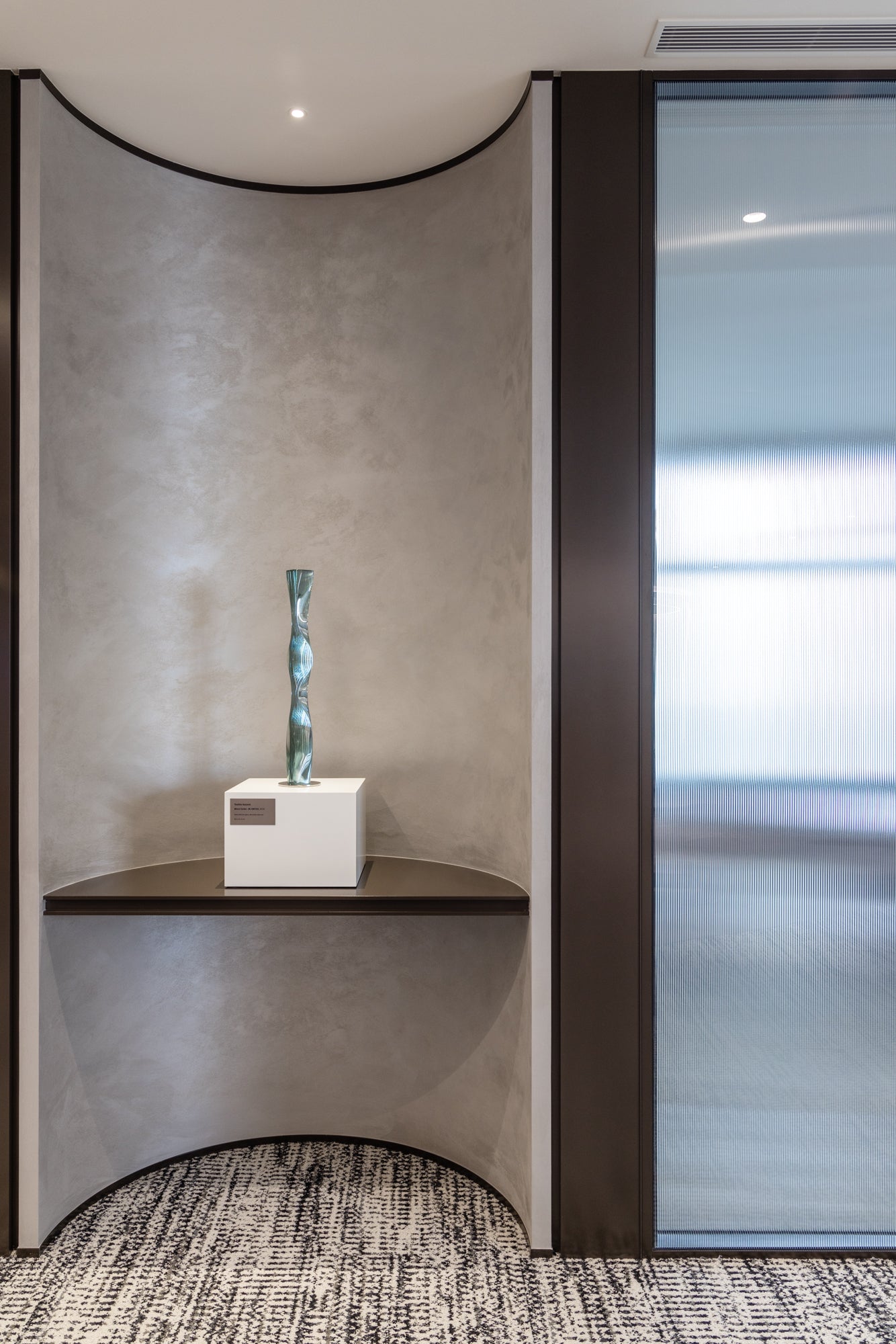 Contemporary abstract sculpture artwork installed in Hong Kong AIA Client Centre curated by The Picturesque.