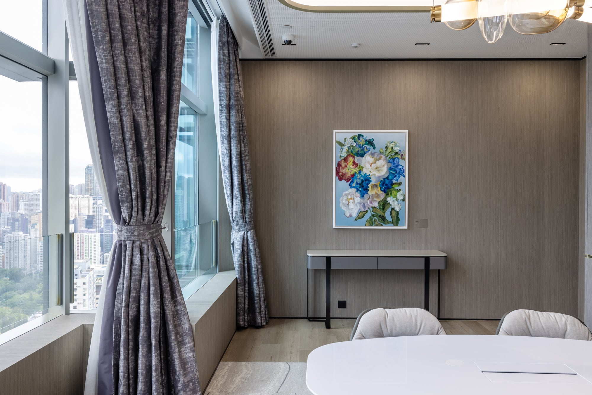 Contemporary abstract artwork by Dami Kim installed in Hong Kong AIA Client Centre curated by The Picturesque.